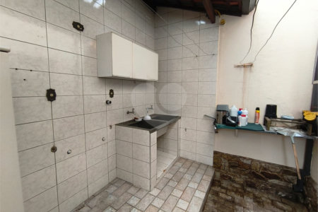Casa à venda ou para alugar com 1 suíte, no Centro, Itapetininga, SP