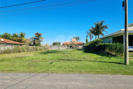 Terreno à venda no condomínio Village Ipanema 1, Araçoiaba da Serra - SP