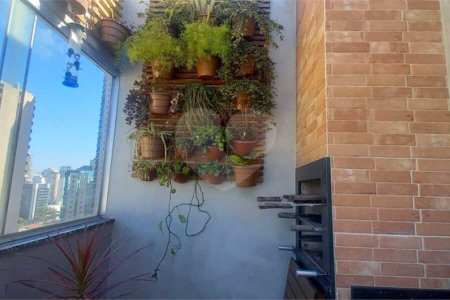 Apartamento à venda com 2 quartos, sendo 1 suíte,  em Itaim Bibi, São Paulo, SP