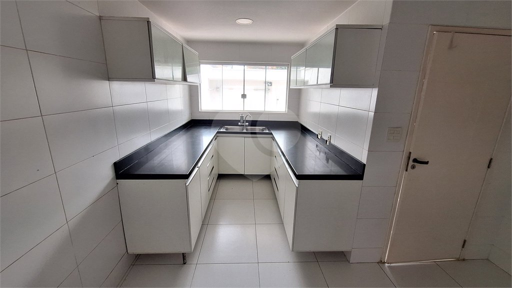 Casa à venda com 4 suítes no condomínio Pedra Mar, Rio de Janeiro - RJ