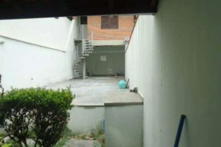 Sobrado à venda com 3 suítes em Vila Gomes, São Paulo, SP