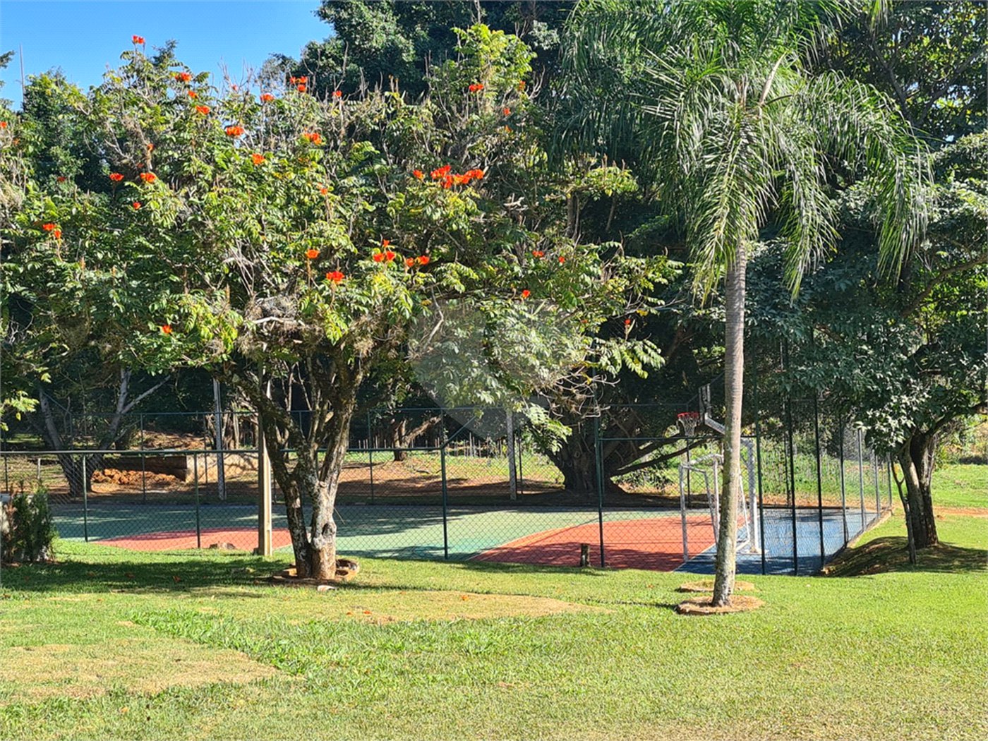 Casa à venda com 3 suítes no condomínio Terras de Santa Teresa, Itupeva - SP