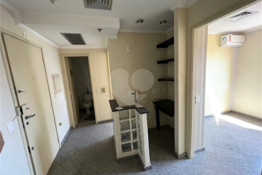 Sala à venda em Bela Vista, São Paulo, SP
