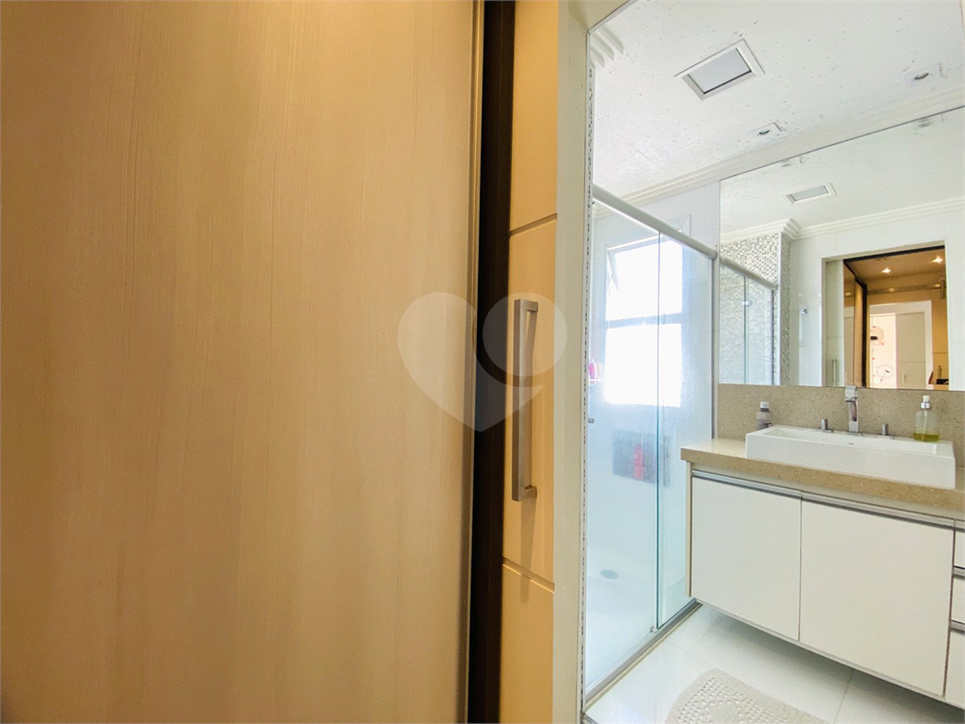 Apartamento à venda com 3 quartos, sendo 1 suíte, no Centro, São Bernardo do Campo, SP