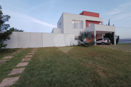 Sobrado à venda com 3 quartos, sendo 1 suíte, em Jardim Solar do Bosque, Sorocaba, SP