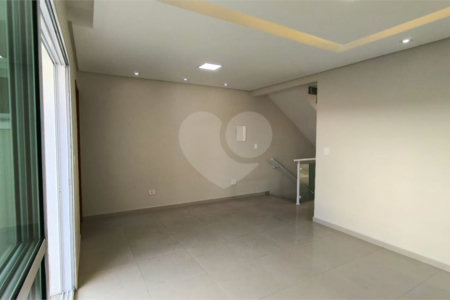 Apartamento à venda com 3 quartos, sendo 1 suíte, em Vila Pires, Santo André, SP