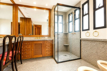 Apartamento à venda com 3 suítes em Moema, São Paulo, SP