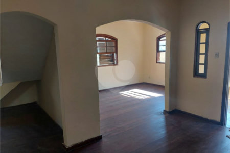 Casa à venda com 3 quartos, sendo 1 suíte, em Campo Grande, Rio de Janeiro, RJ