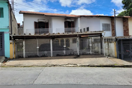 Casa à venda com 3 quartos, sendo 1 suíte,  em Parque da Lapa, São Paulo, SP