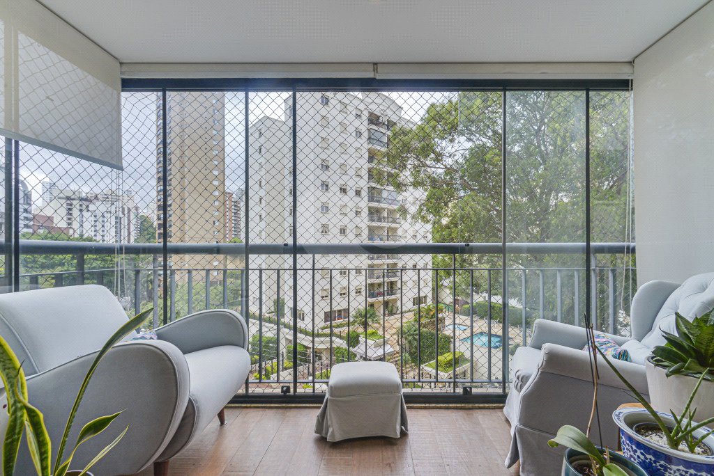 Duplex à venda com 4 quartos, sendo 2 suítes, em Vila Suzana, São Paulo, SP