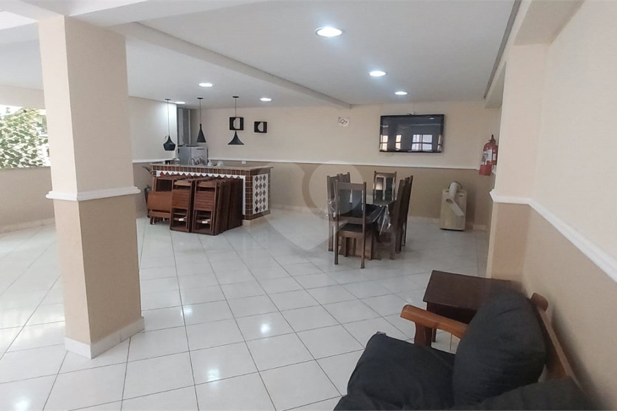 Casa para alugar com 3 quartos, sendo 1 suíte, no condomínio Santanna, São Paulo - SP