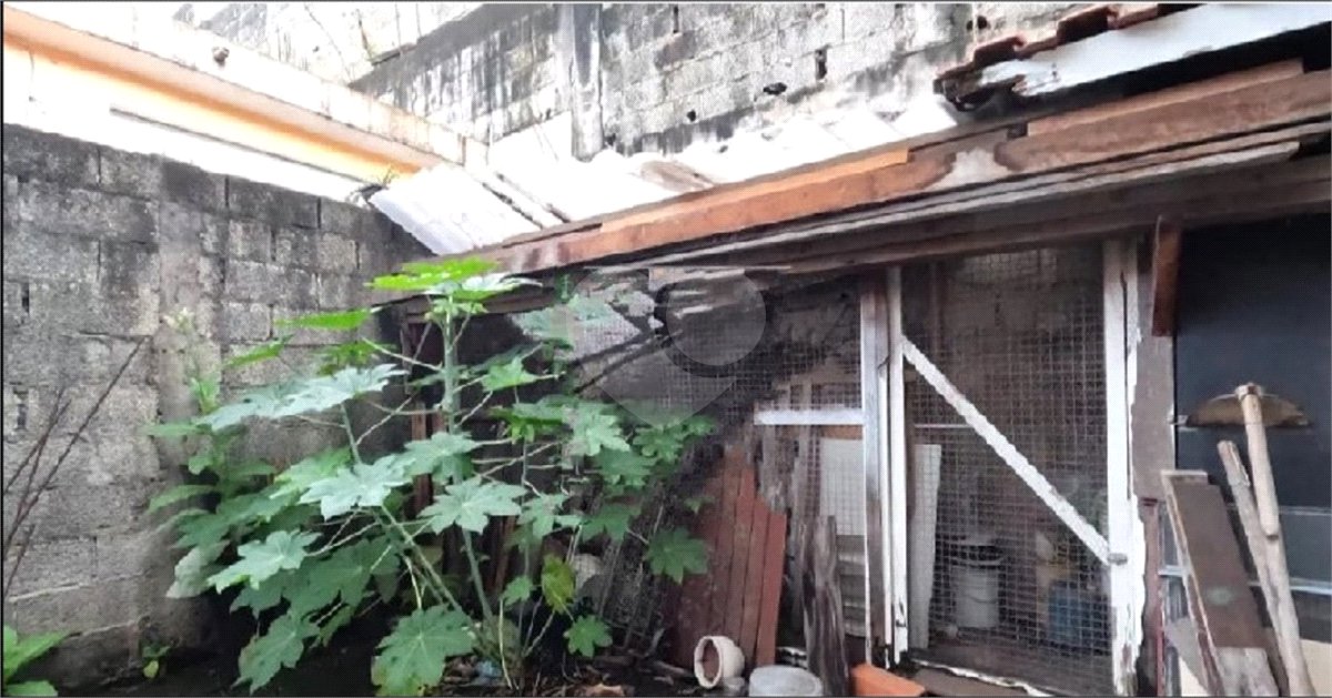 Casa à venda com 3 quartos, sendo 1 suíte, em Jardim Cumbica, Guarulhos, SP