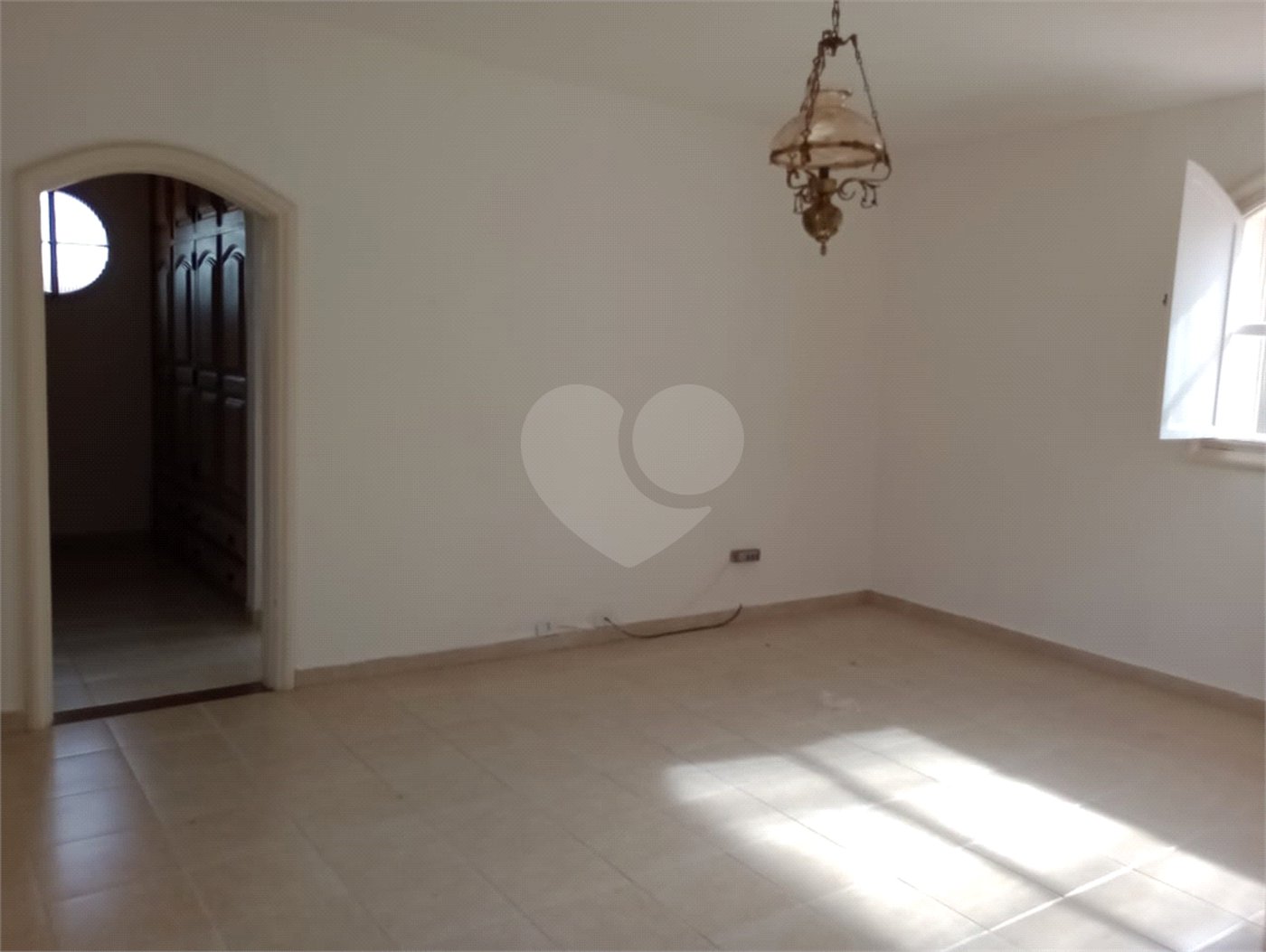 Casa à venda com 6 quartos, sendo 4 suítes,  no condomínio City Castelo, Itu - SP