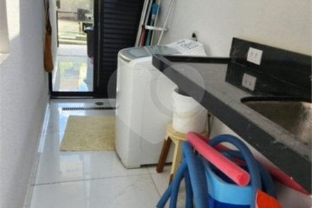 Casa à venda com 3 quartos, sendo 1 suíte, no condomínio Park Real, Indaiatuba - SP