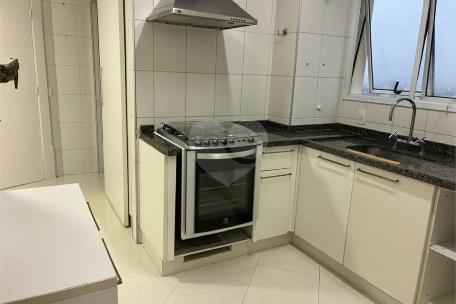 Apartamento à venda com 3 quartos, sendo 1 suíte, em Vila Guilherme, São Paulo, SP