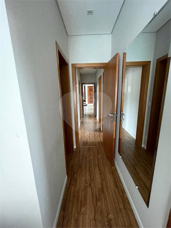 Casa à venda com 3 quartos, sendo 1 suíte,  no condomínio Aruã, Mogi das Cruzes - SP