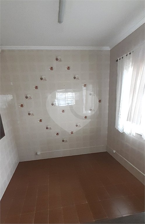 Casa à venda com 5 quartos, sendo 1 suíte, no Centro, Bom Jesus dos Perdões, SP