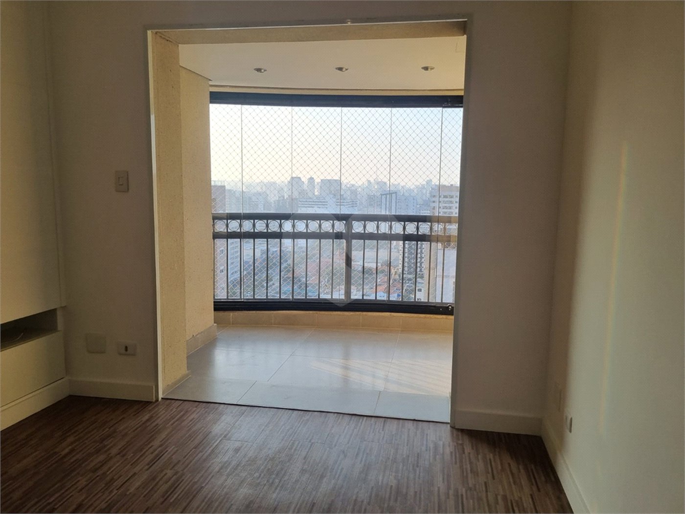 Loja à venda com 3 quartos, sendo 1 suíte,  em Vila Mariana, São Paulo, SP