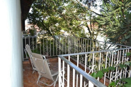 Casa à venda com 3 quartos, sendo 1 suíte, no condomínio Travessa Cacique Apoena,493, São Paulo - SP