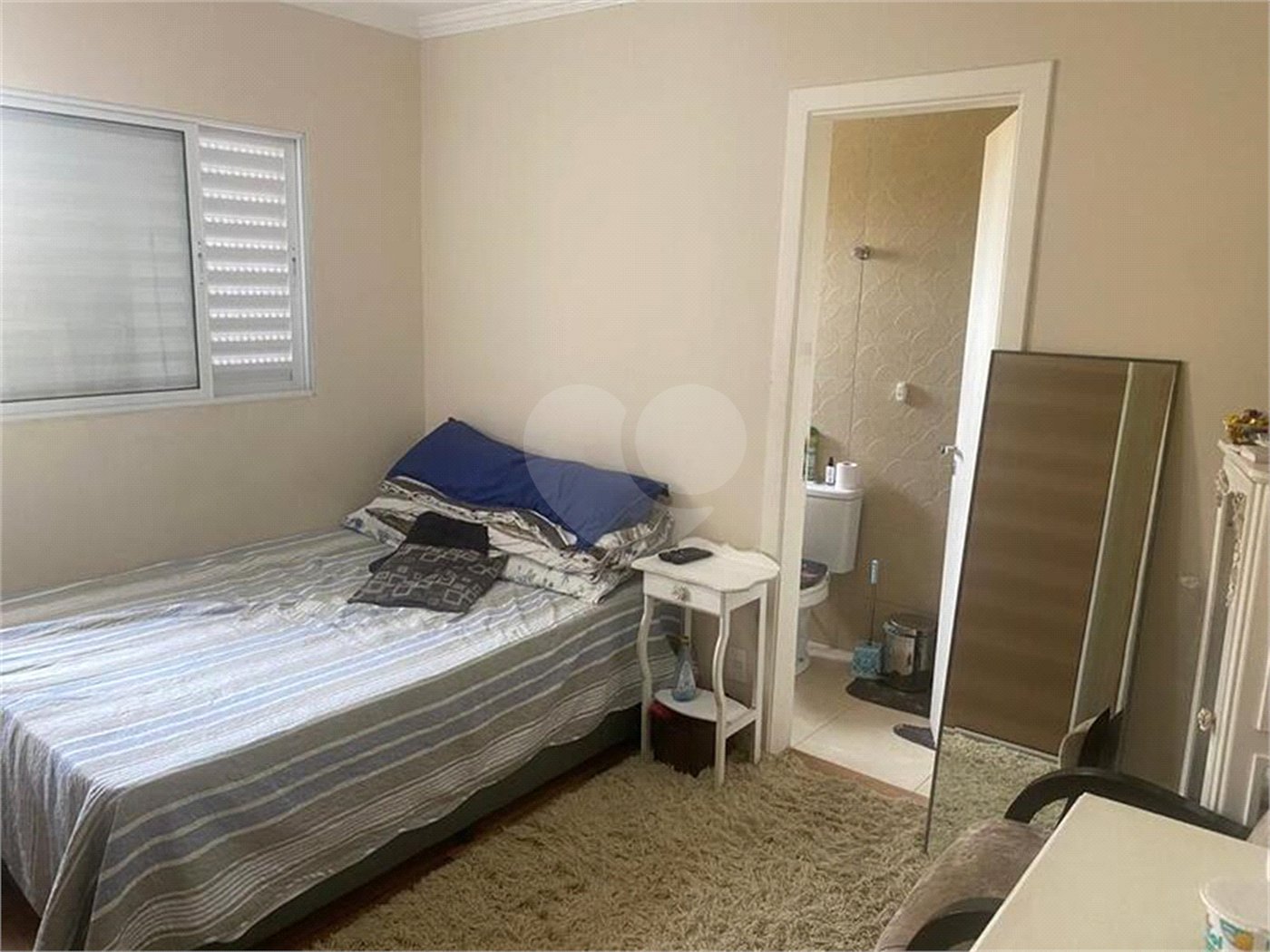 Casa à venda com 4 quartos, sendo 2 suítes, em Jardim Samara, São Paulo, SP