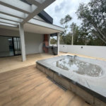 Casa à venda com 3 quartos, sendo 1 suíte, no condomínio Jardim Laguna, Indaiatuba - SP