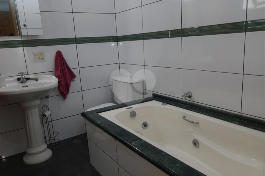 Sobrado à venda com 4 quartos, sendo 2 suítes, em Tucuruvi, São Paulo, SP