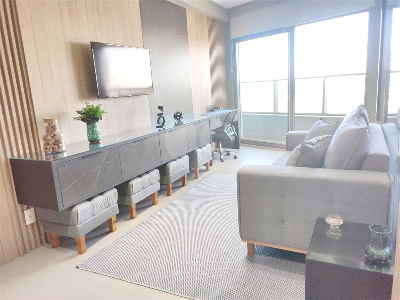Apartamento à venda ou para alugar com 1 suíte em Pinheiros, São Paulo, SP