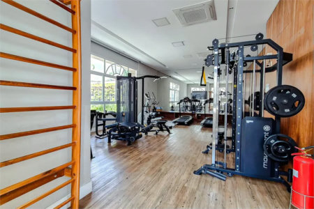 Apartamento à venda com 4 quartos, sendo 3 suítes,  em Vila Romana, São Paulo, SP