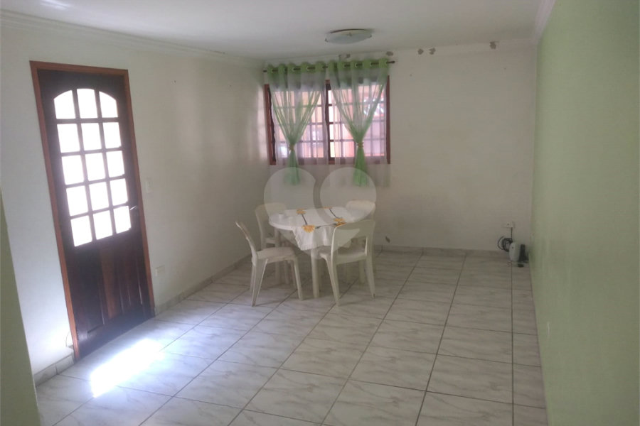 Sobrado à venda com 3 quartos, sendo 1 suíte, em Cupecê, São Paulo, SP