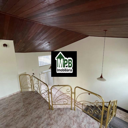 Sobrado à venda com 3 quartos, sendo 1 suíte, em Jardim Refúgio, Sorocaba, SP