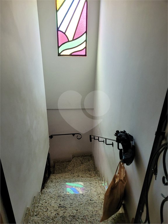 Sobrado à venda com 4 quartos, sendo 3 suítes, em Horto, São Paulo, SP