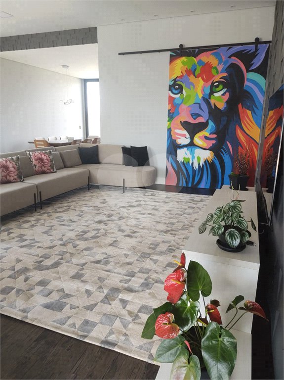 Terreno à venda com 4 quartos, sendo 3 suítes, no condomínio Reserva Aruã, Mogi das Cruzes - SP