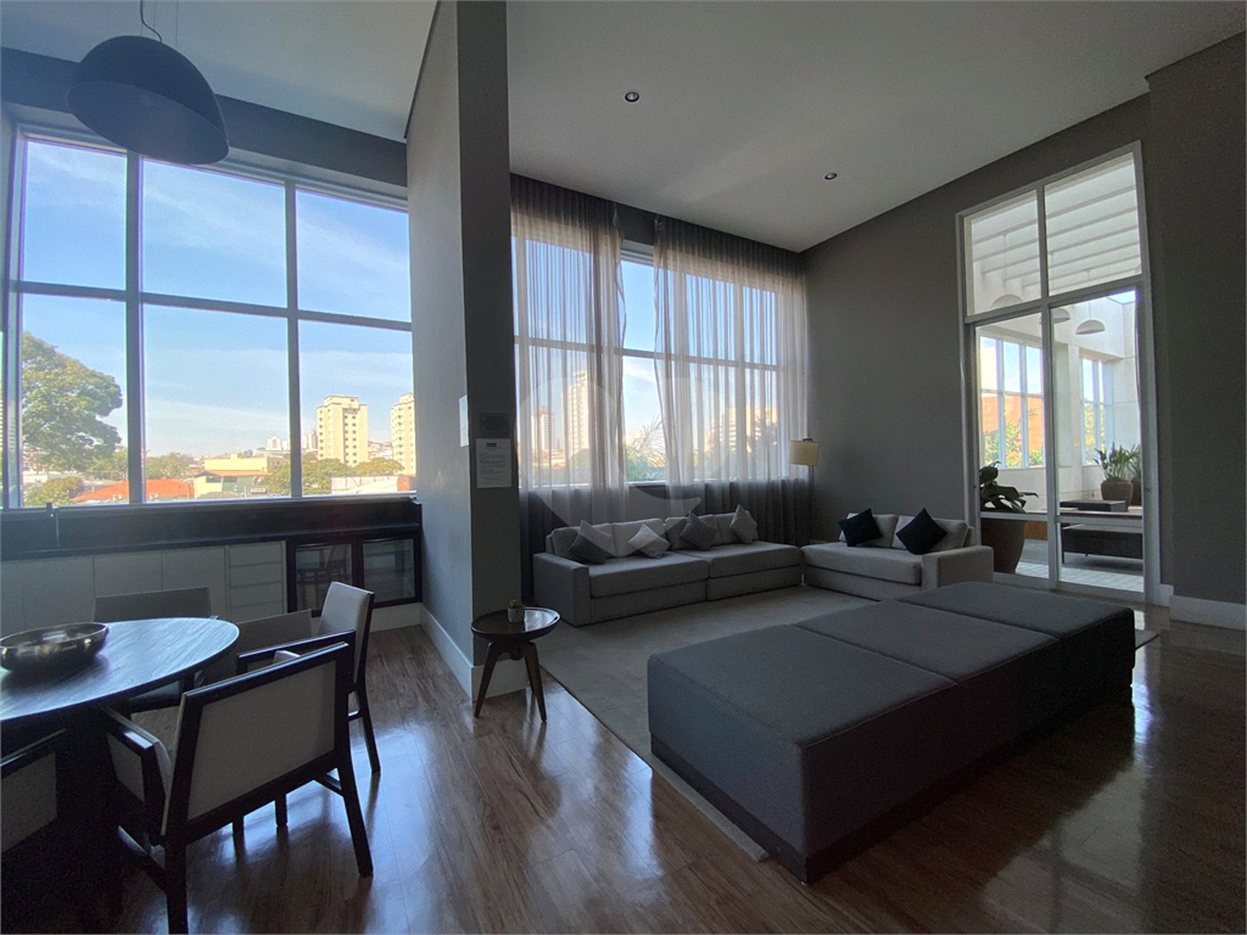 Apartamento à venda com 2 quartos, sendo 1 suíte,  em Santana, São Paulo, SP