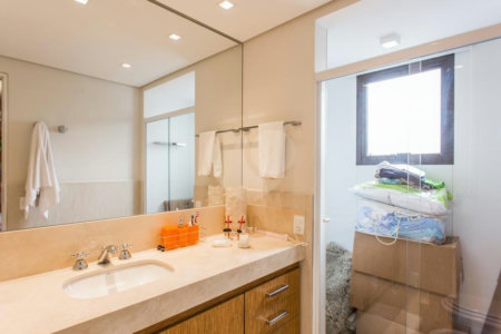 Apartamento à venda com 3 suítes em Campo Belo, São Paulo, SP