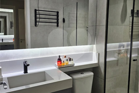 Apartamento à venda com 3 quartos, sendo 1 suíte,  em Brás, São Paulo, SP