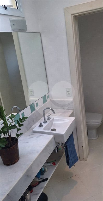 Casa à venda com 3 suítes em Condomínio Flamboyant-b, Atibaia, SP