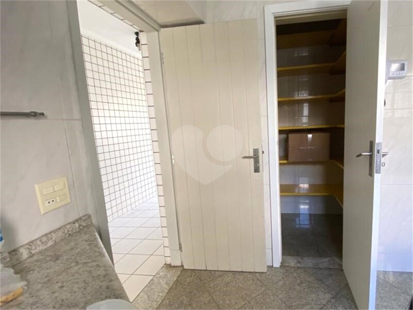 Casa Térrea à venda com 4 quartos, sendo 2 suítes, em Jardim Floresta, São Paulo, SP