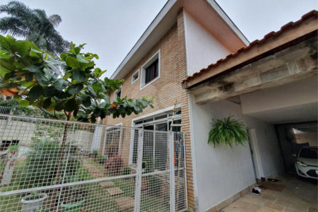 Casa à venda com 6 quartos, sendo 5 suítes, em Jardim São Bento, São Paulo, SP