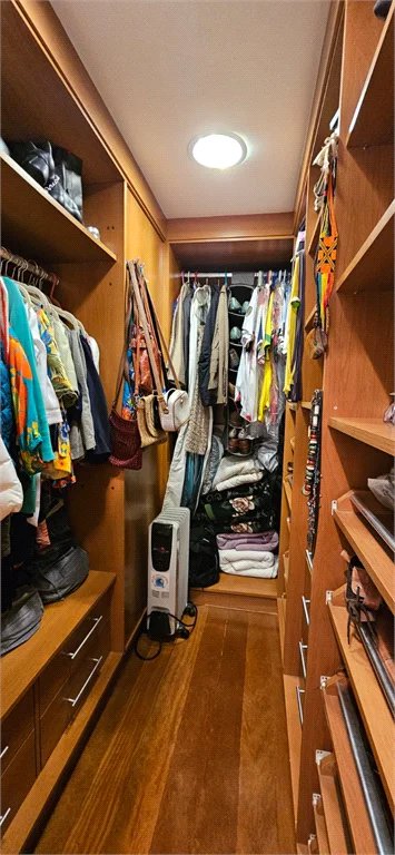 Apartamento à venda com 3 quartos, sendo 2 suítes, em Pinheiros, São Paulo, SP