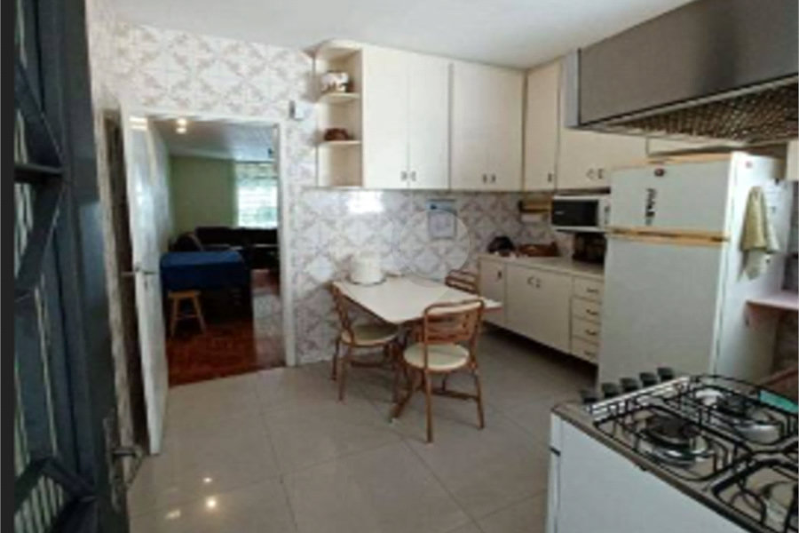 Sobrado à venda com 3 quartos, sendo 1 suíte,  em São Miguel Paulista, São Paulo, SP