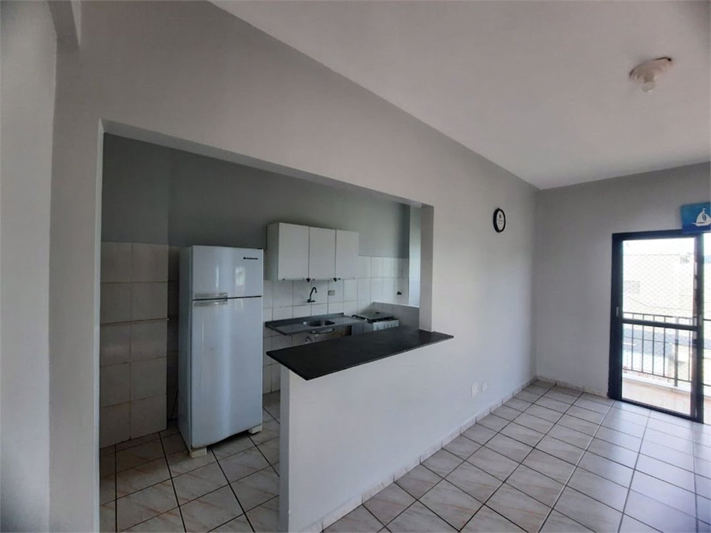 Apartamento à venda, 45 m² por R$ 307.400,00 - Enseada - Guarujá/SP
