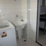 COBERTURA COM PISCINA E CHURRASQUEIRA NA CASA VERDE.
