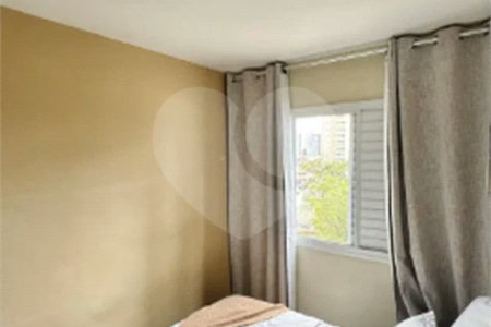 Apartamento à venda na Vila Augusta, em Guarulhos, com 55 m² de área privativa, 2 dormitórios, 1 banheiro e 1 vaga de garagem.