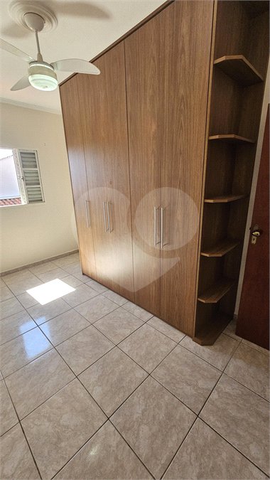 Sobrado para alugar com 3 quartos, sendo 1 suíte, em Jardim do Valle II, Indaiatuba, SP