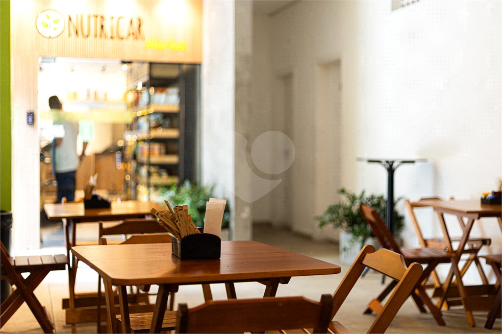 Apartamento à venda com 5 quartos, sendo 4 suítes,  em Parque Reboucas, São Paulo, SP