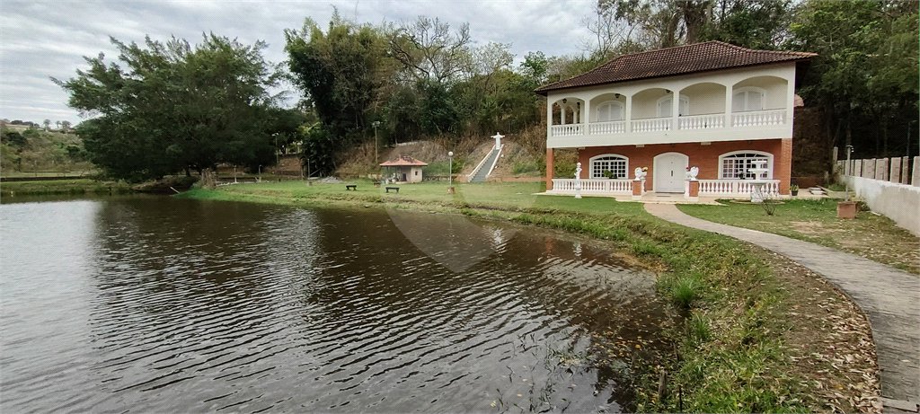 Chácara à venda com 3 quartos, sendo 1 suíte, em Área Rural de Porto Feliz, Porto Feliz, SP