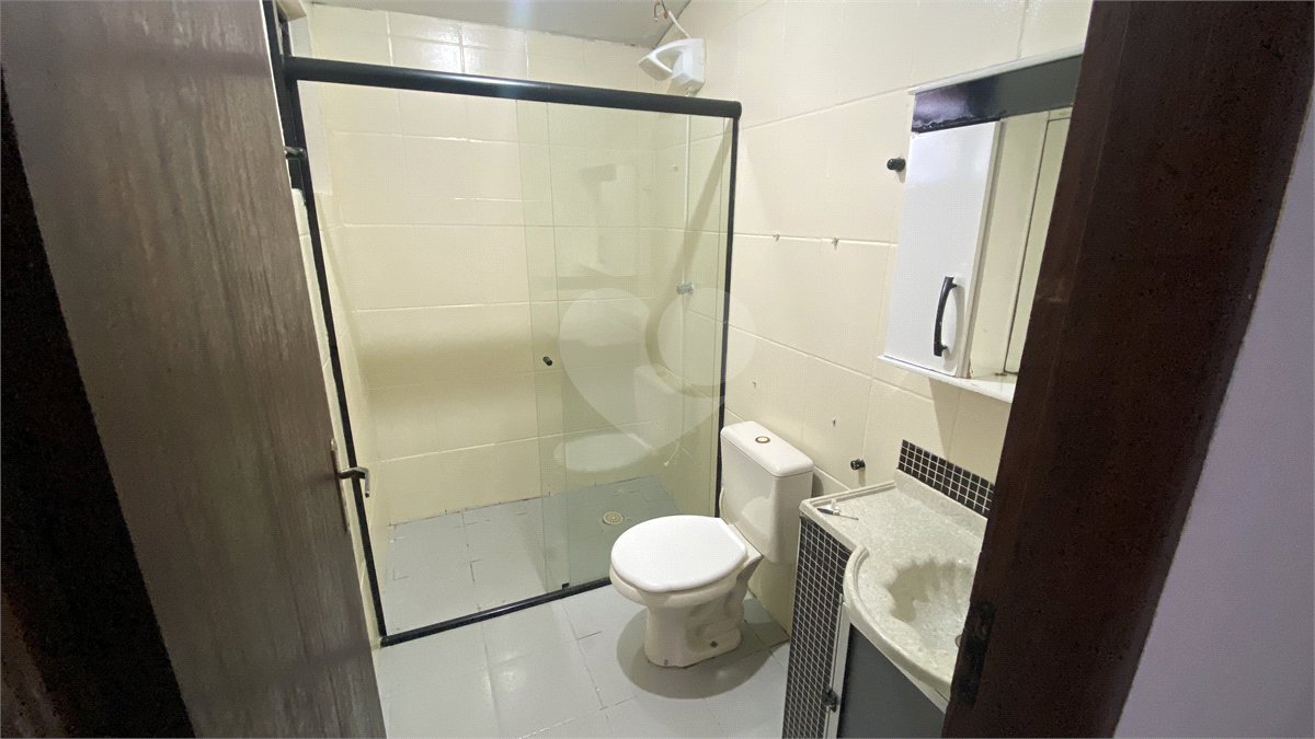 Casa para alugar com 2 quartos, sendo 1 suíte,  em Vila Carolina, Itapetininga, SP