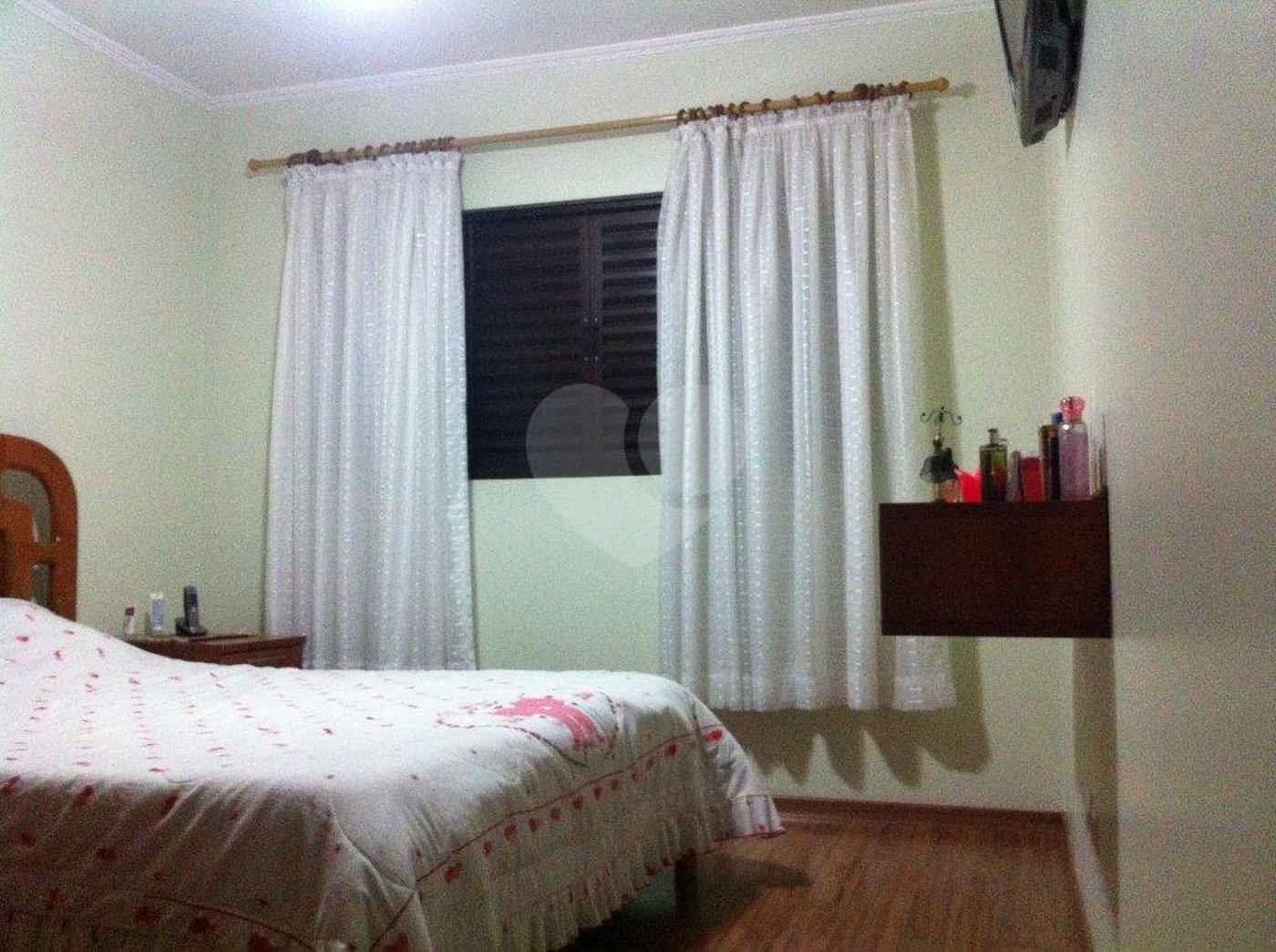 Sobrado à venda com 3 quartos, sendo 1 suíte, em Vila Guilherme, São Paulo, SP