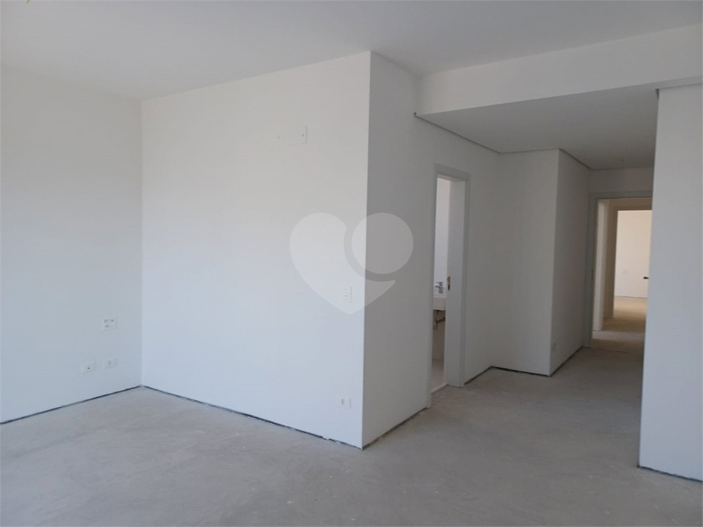 Apartamento à venda com 4 suítes em Real Parque, São Paulo, SP