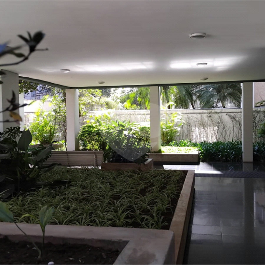 Apartamento à venda ou para alugar com 3 quartos, sendo 1 suíte, em Itaim Bibi, São Paulo, SP